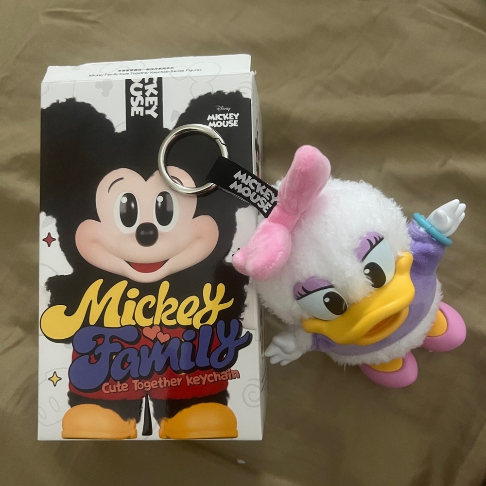 Mickey Family Daisy Duck Plush Keychain - Pink and White
